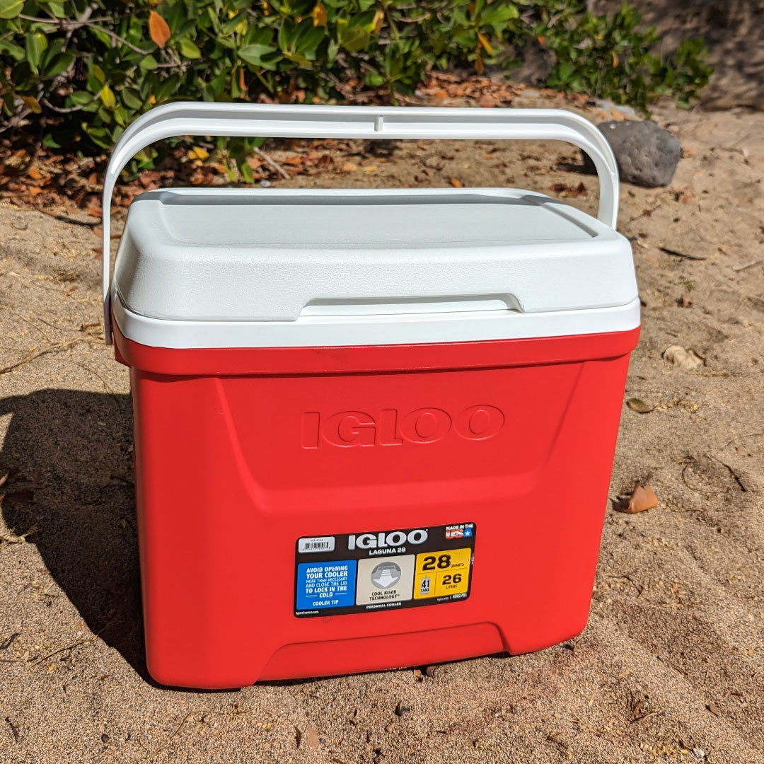 https://808beach.com/wp-content/uploads/medium-beach-cooler-rental.jpg